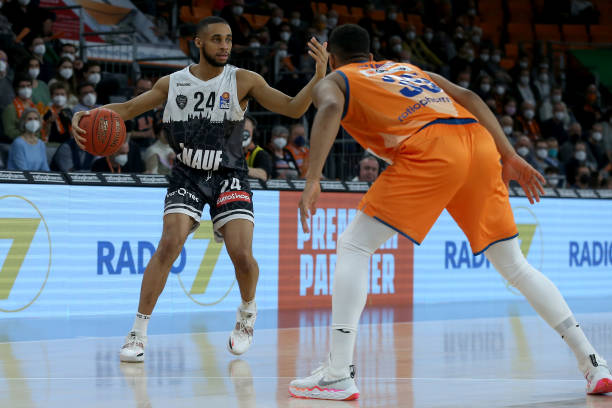 竭尽全力 竭尽全力