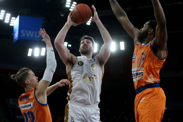 纳什与诺维 纳什与诺维