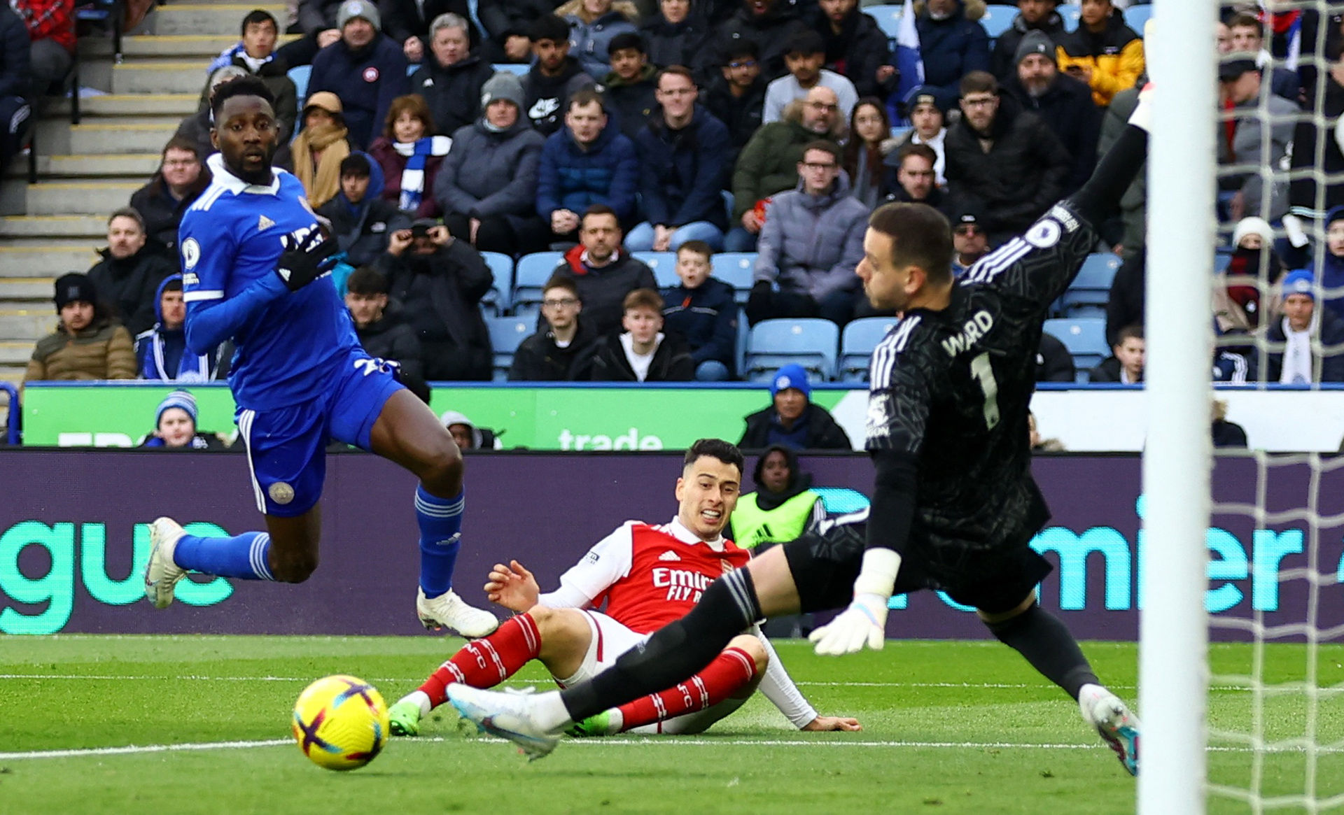 突破对方防 突破对方防